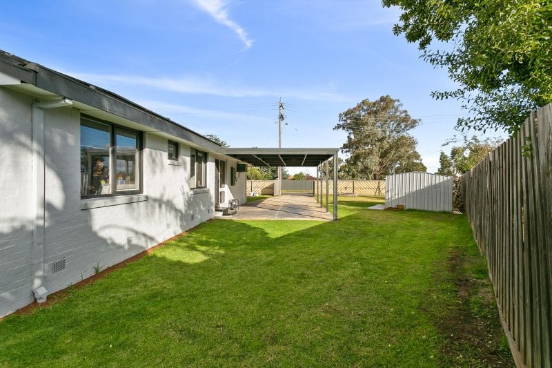 3 Bridge Road, Melton South