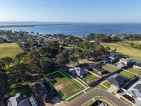 39 Houghton Crescent, Eagle Point VIC