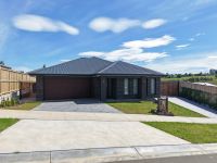 10 Angophora Court, Lucknow VIC