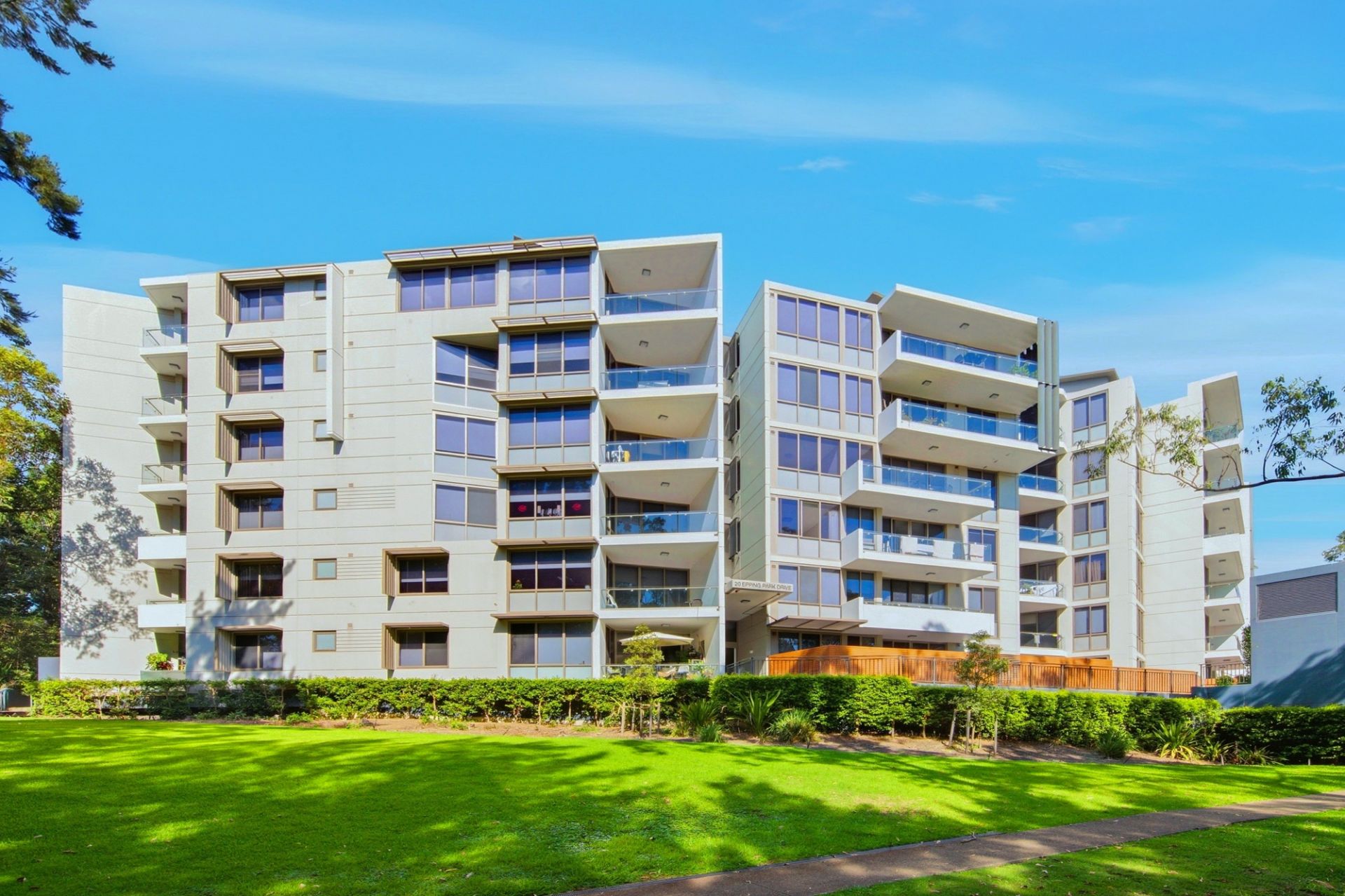 411/20 Epping Park Drive, Epping, Epping - Thumbnail 2