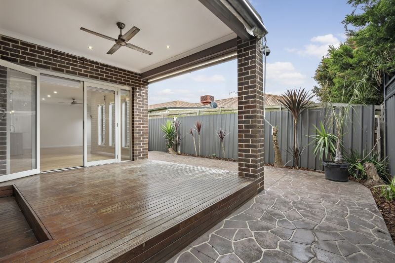 6 Newlyn Drive, Craigieburn