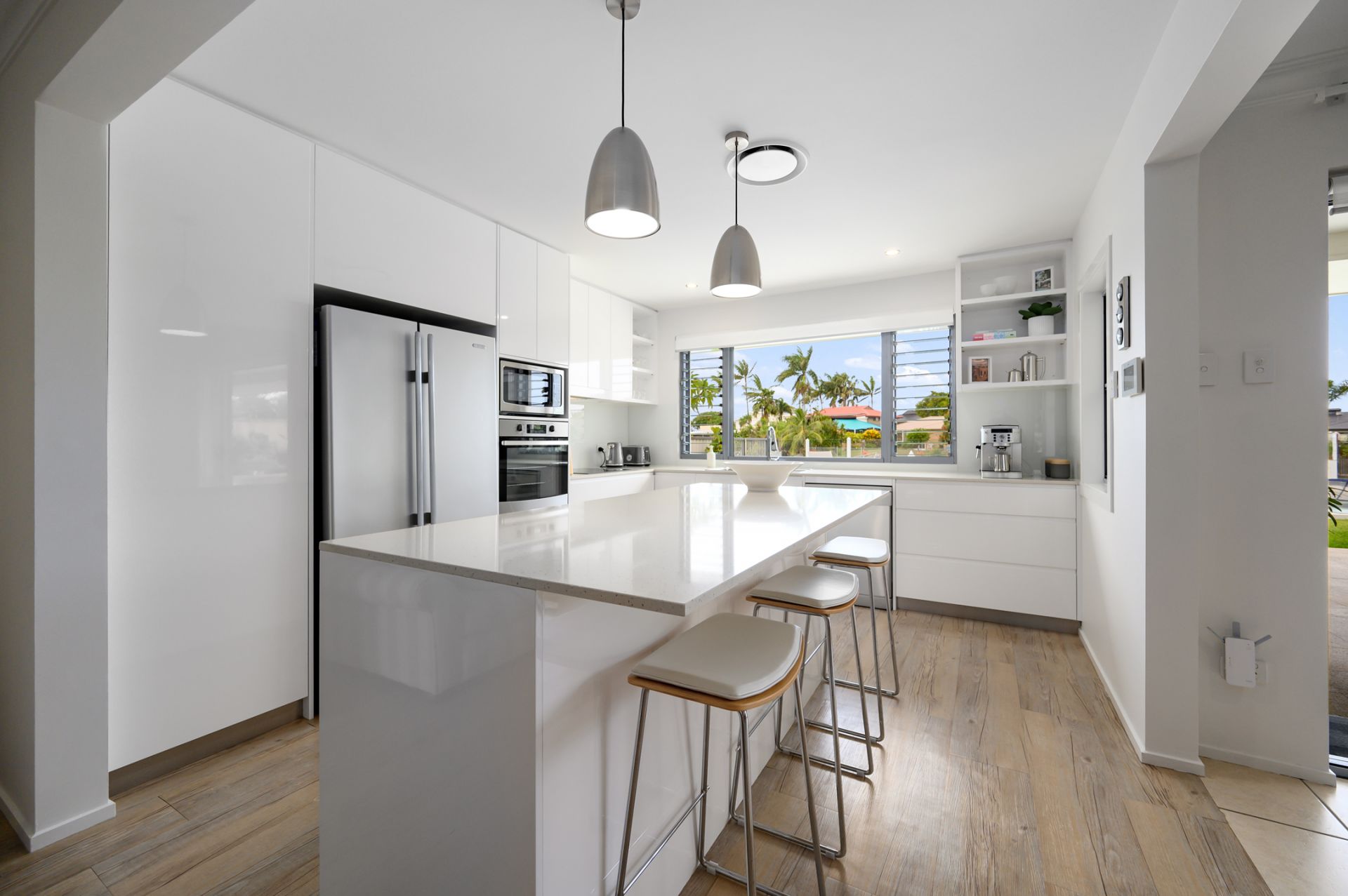 25 O'Grady Drive, Paradise Point - Thumbnail 3