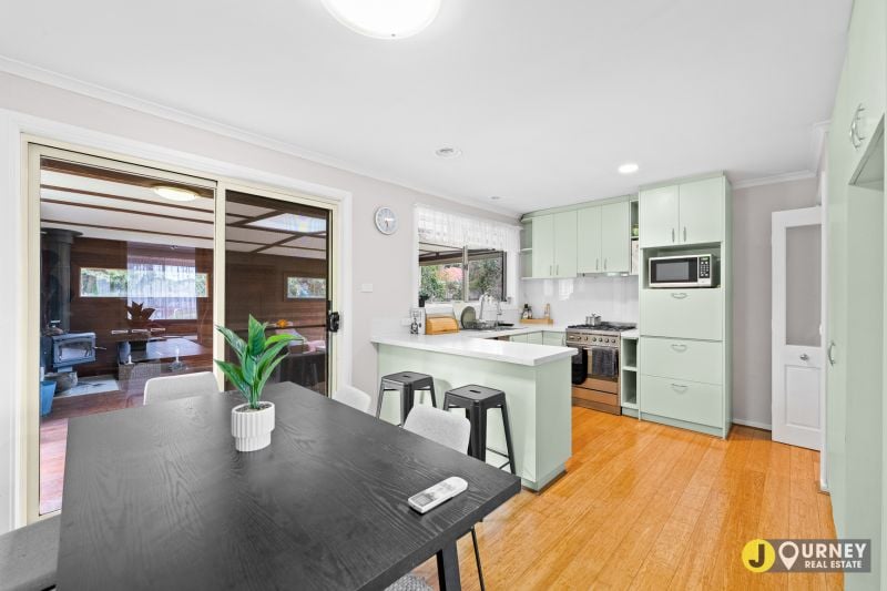 7 Owen Close Keilor Downs VIC, Keilor Downs - Thumbnail 8