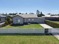 34 Day Street, Bairnsdale VIC