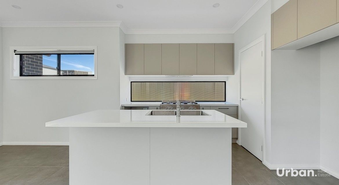 Austral 334 Ninth Avenue