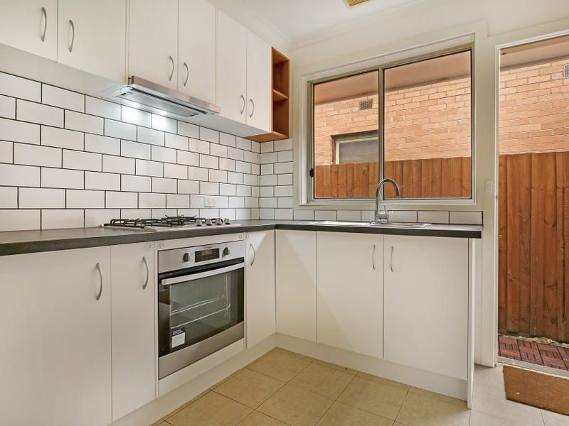Well-Located Two-Bedroom Unit in the Heart of Thornbury