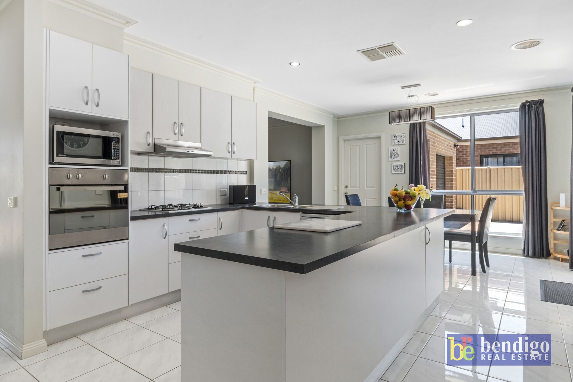18 Henry Court Strathfieldsaye VIC, Strathfieldsaye - Thumbnail 4