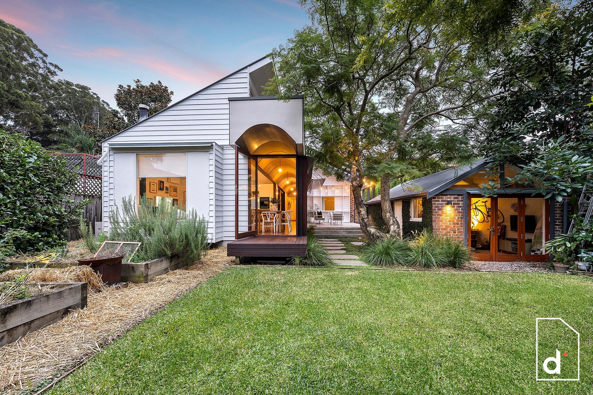 35 Pass Avenue, Thirroul NSW
