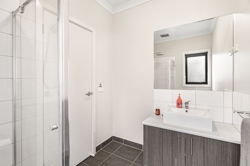 3/36 Mombassa Drive, Wollert