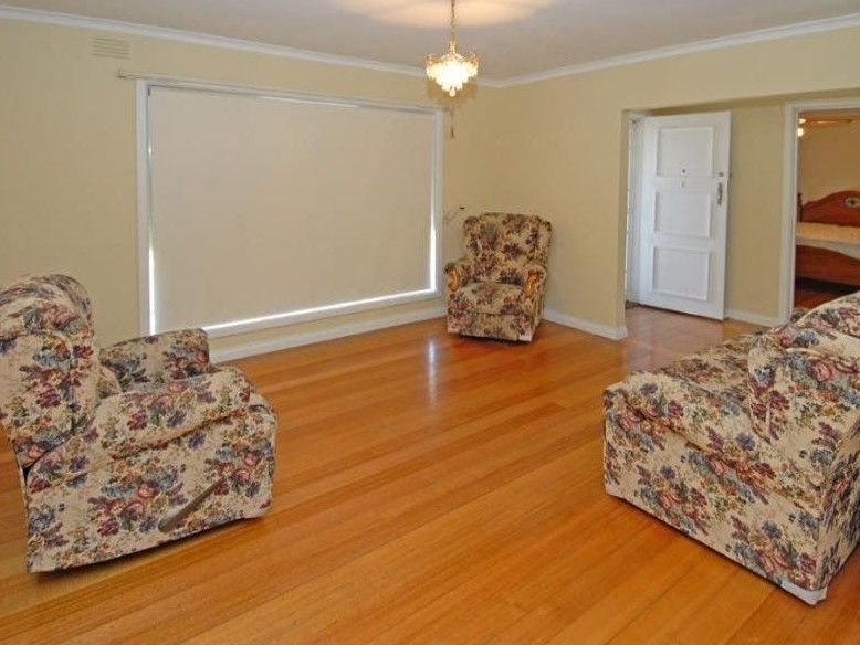 1/4 Rondell Avenue West Footscray VIC, West Footscray - Thumbnail 3