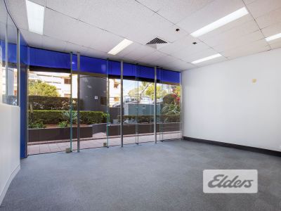 HIGH QUALITY GROUND FLOOR OFFICE/MEDICAL