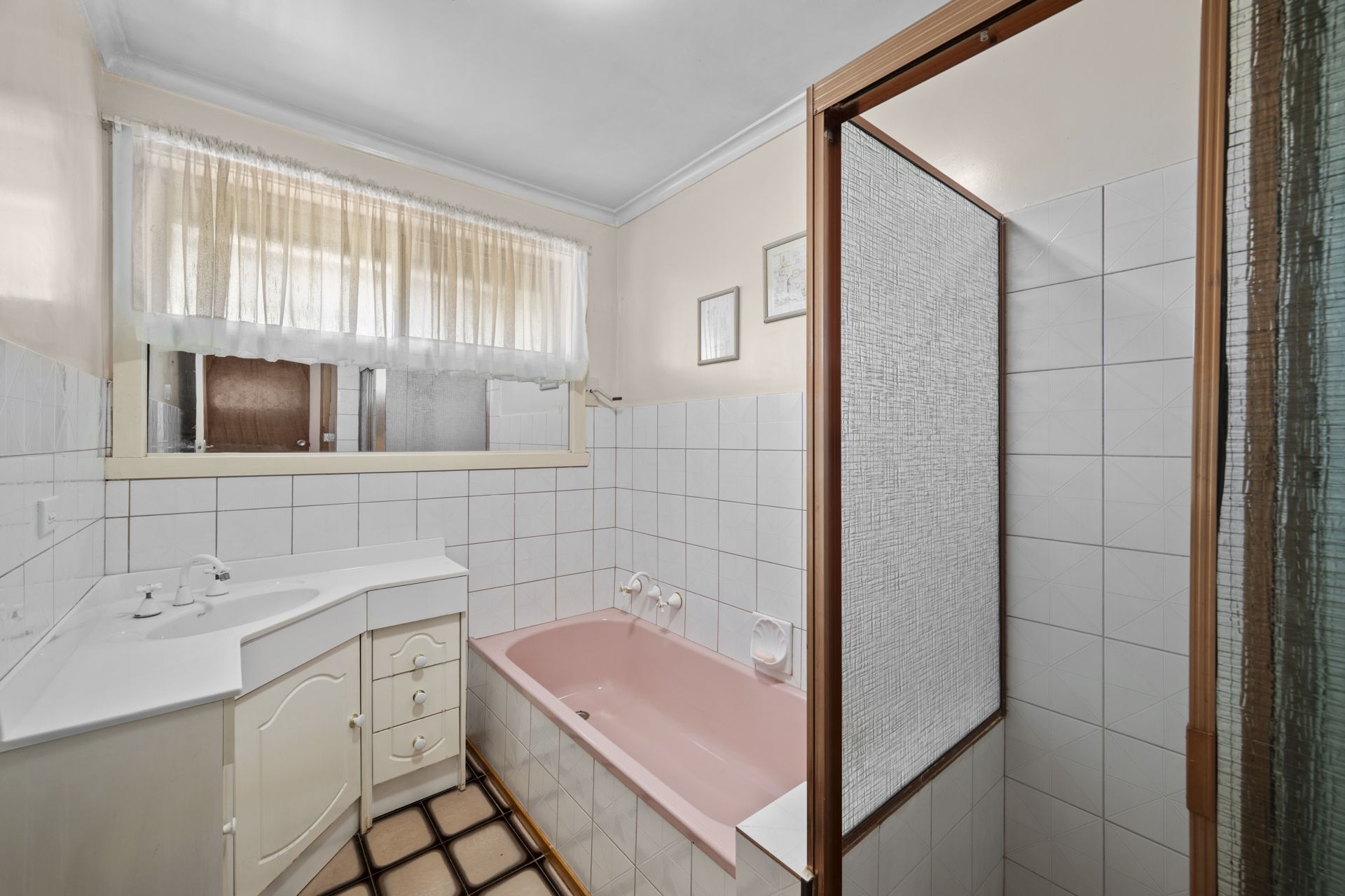 An Original Beauty For The Family With Vision