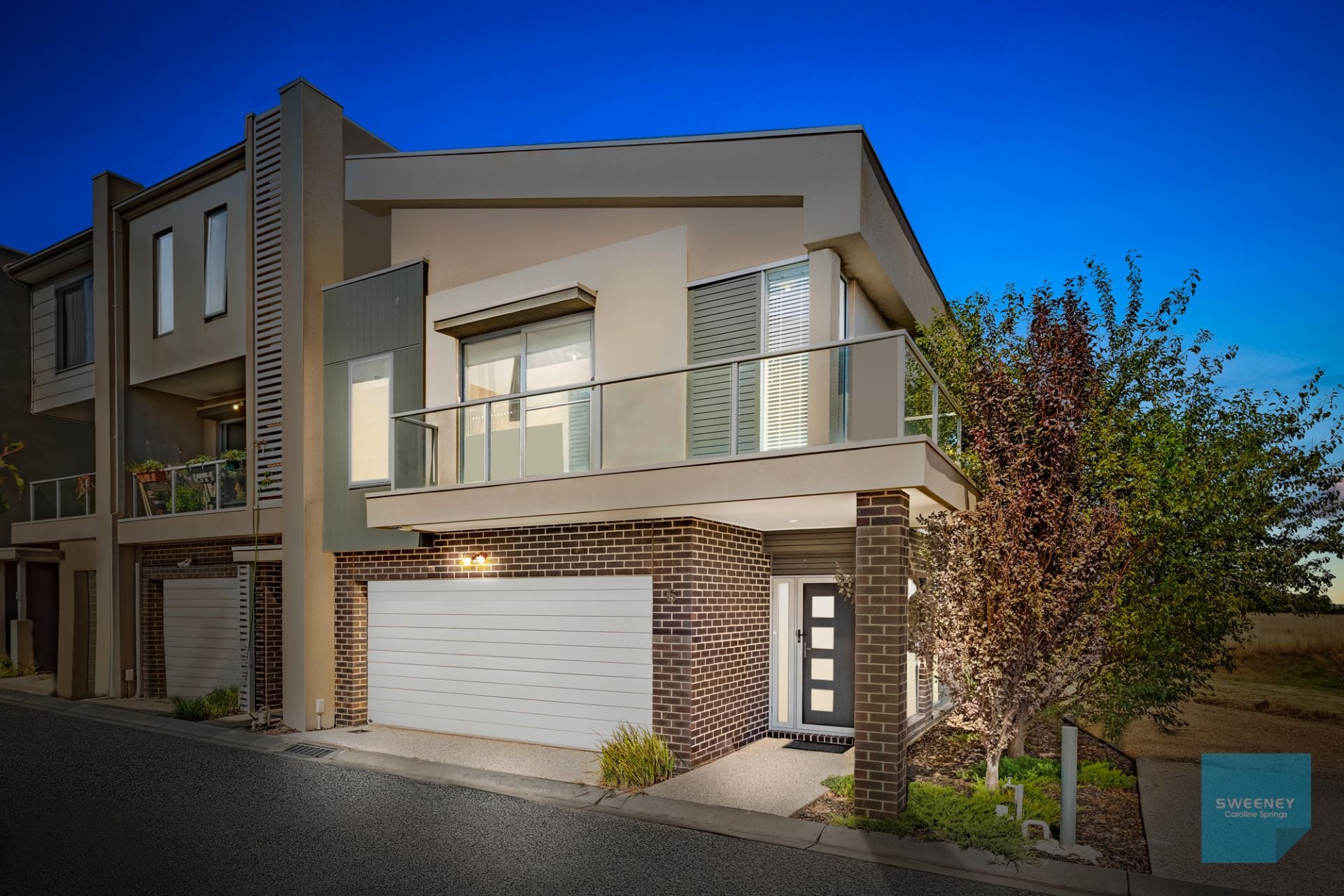 6/69-77 Lancefield Drive, Caroline Springs - Thumbnail 2