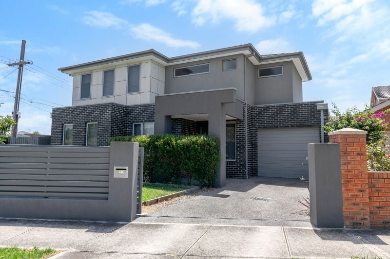 130 The Boulevard, Thomastown