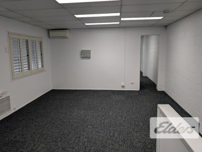 NEWLY REFURBISHED OFFICE/WAREHOUSE IN WOOLLOONGABBA!