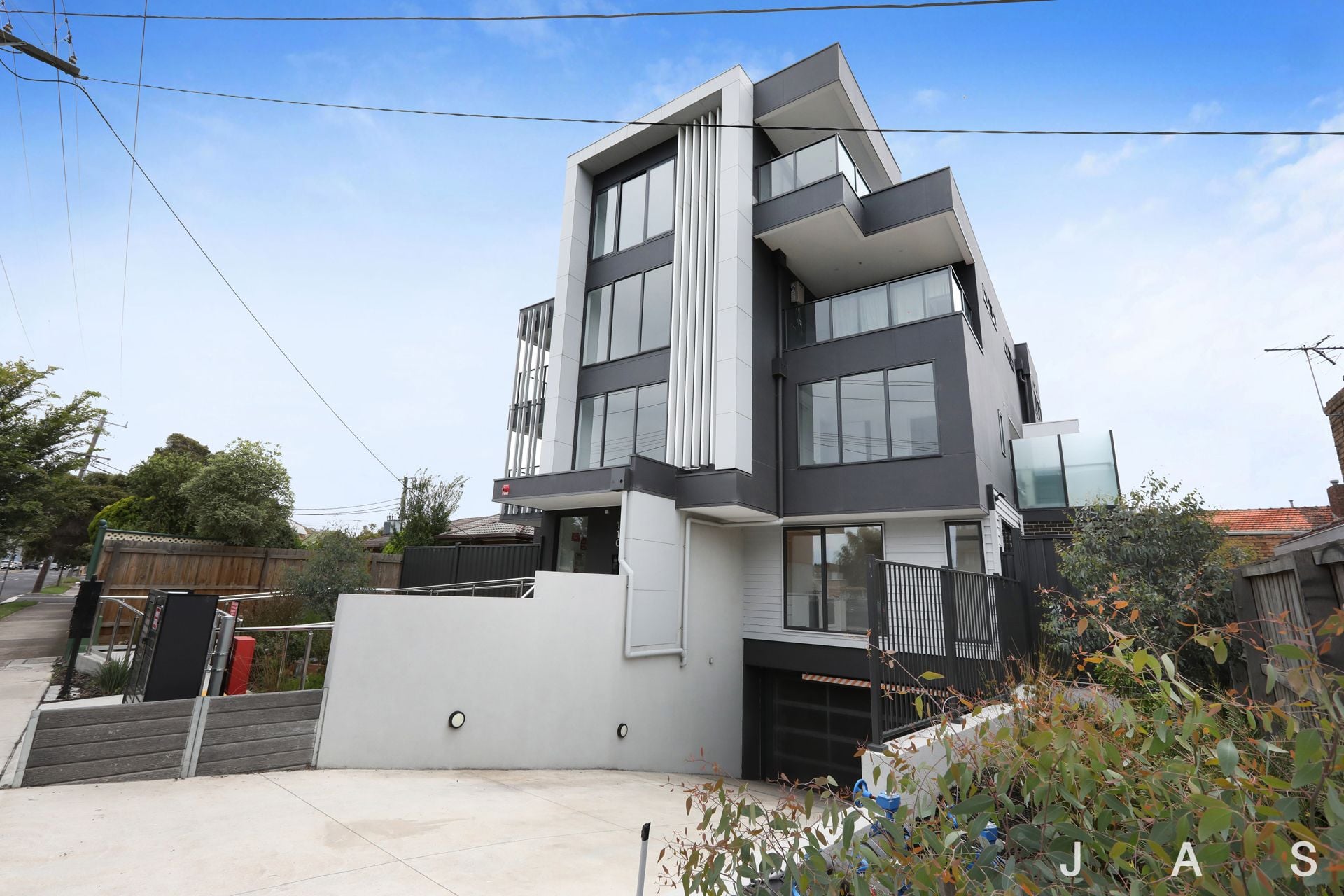 102/110 Ballarat Road Footscray VIC, Footscray - Thumbnail 2