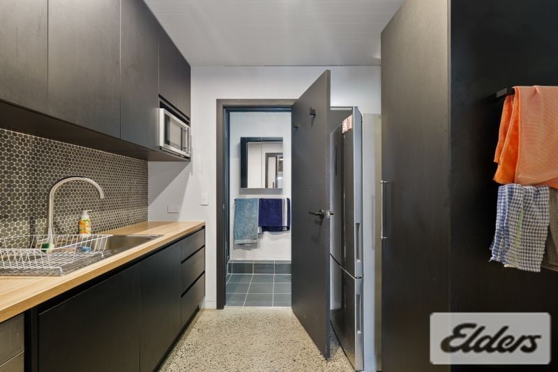 283 Logan Road, Stones Corner