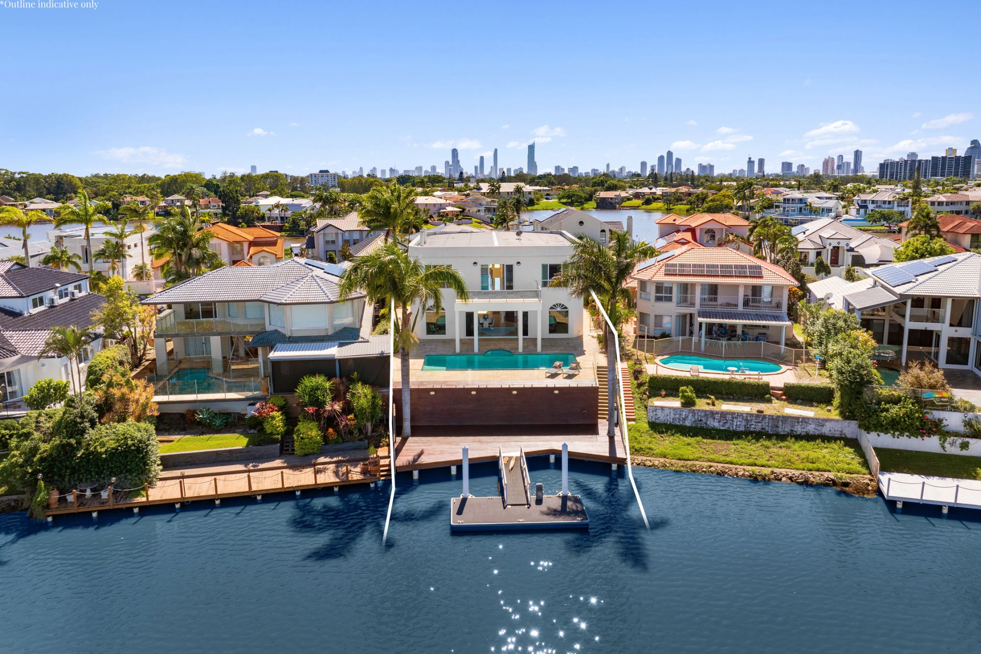 27 San Simeon Drive, Clear Island Waters QLD 4226, Clear Island Waters - Thumbnail 2