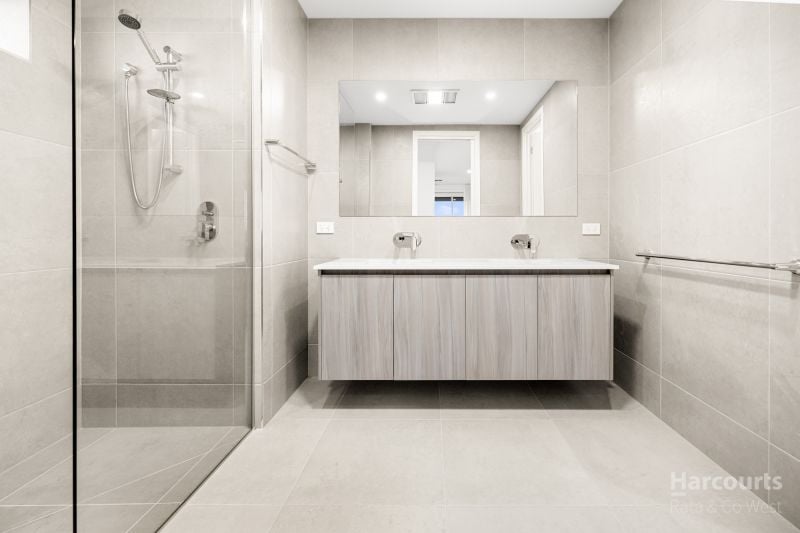 24 Stricta Circuit, Fraser Rise