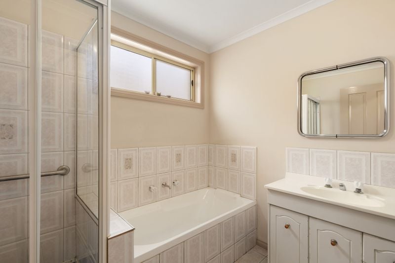 39 Young Street, Epping