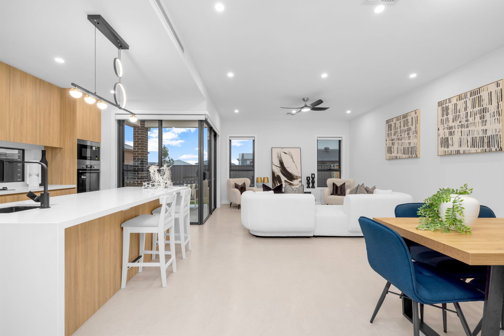 39 Steeplechase Street, Box Hill - Thumbnail 6