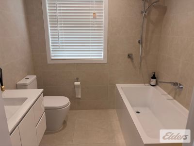 FITTED CONSULTING SPACE IN BULIMBA!