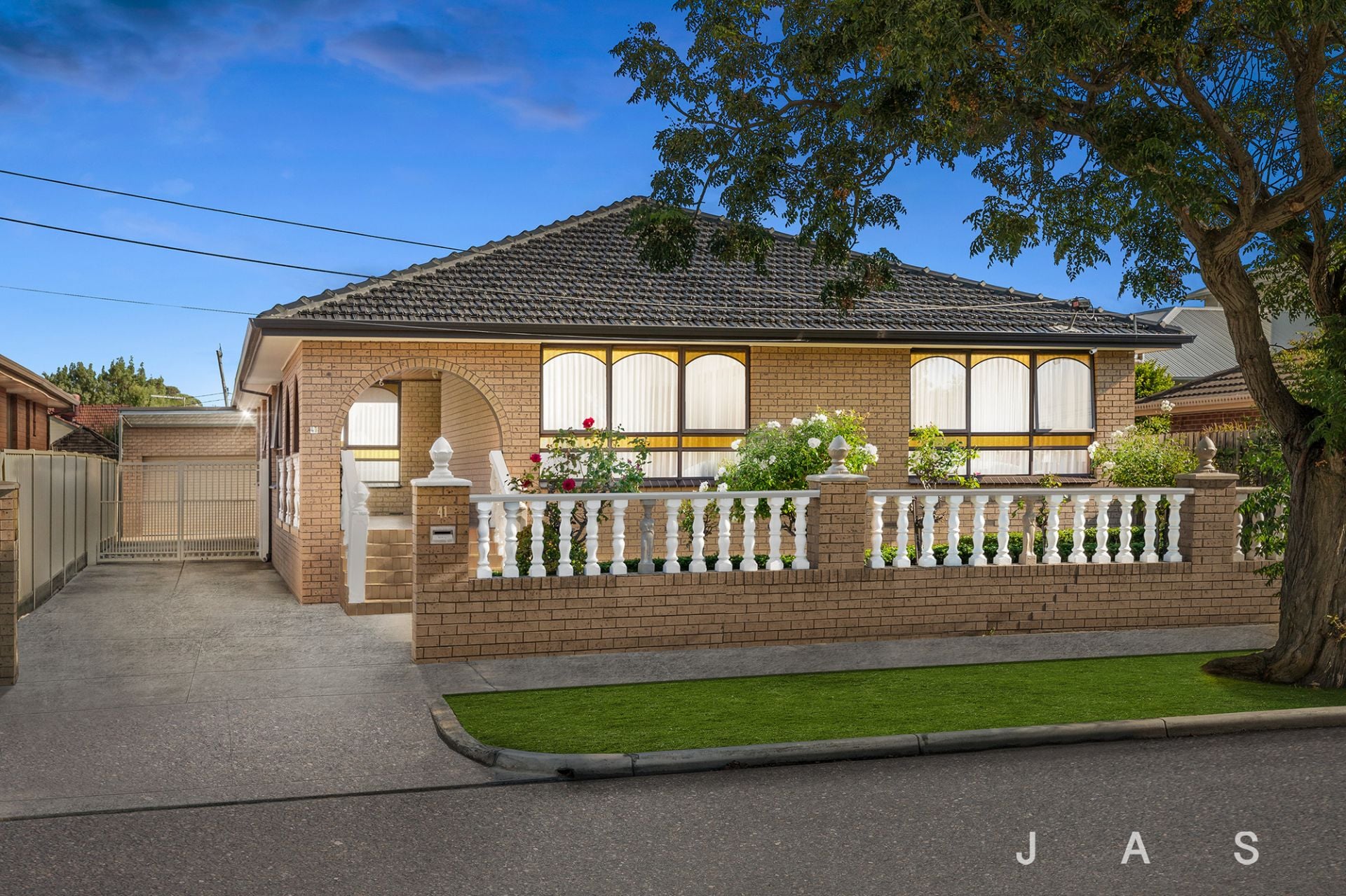 96 The Avenue Spotswood VIC, Spotswood - Thumbnail 8