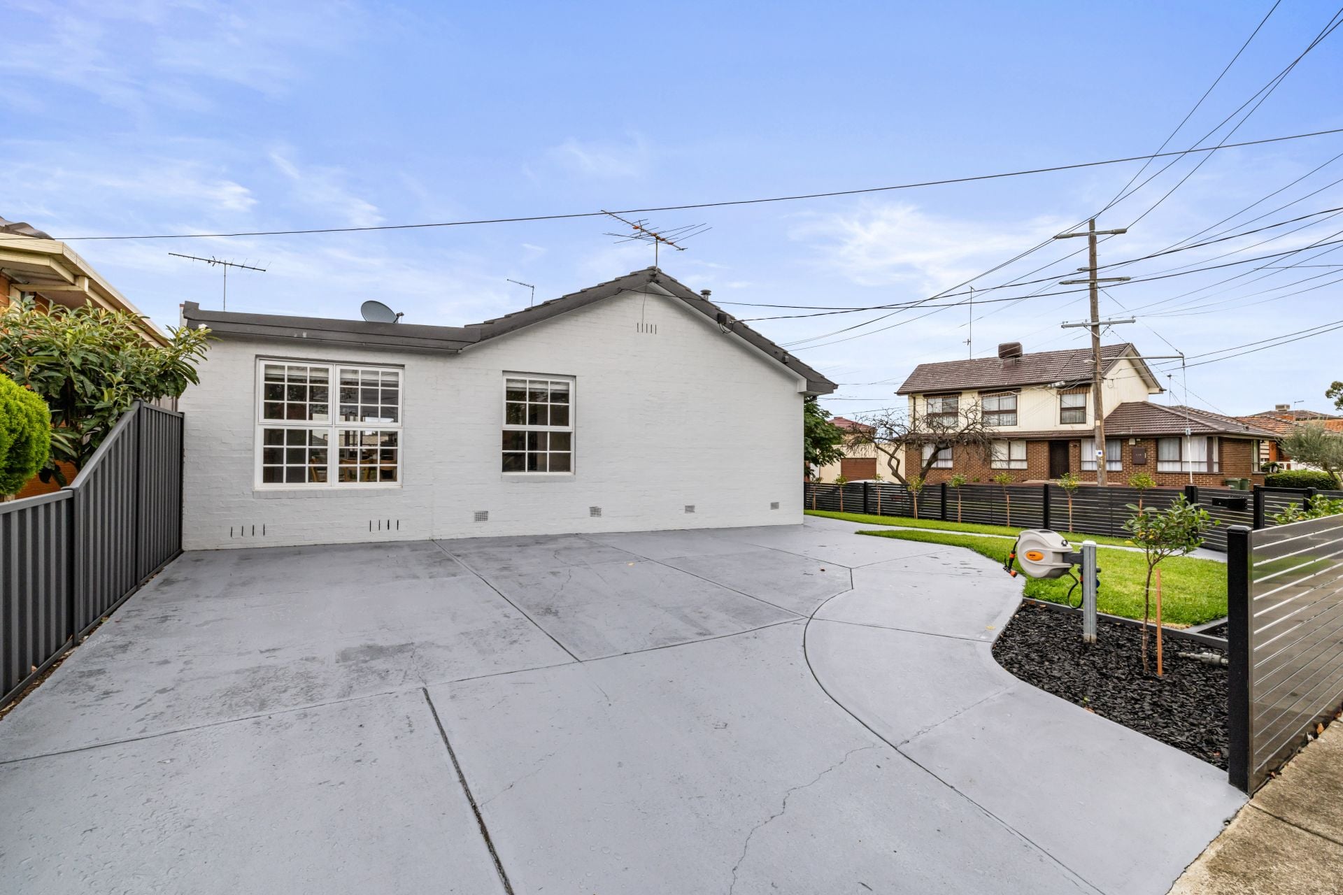 Stylishly Updated Family Home in Prime Thomastown Location
