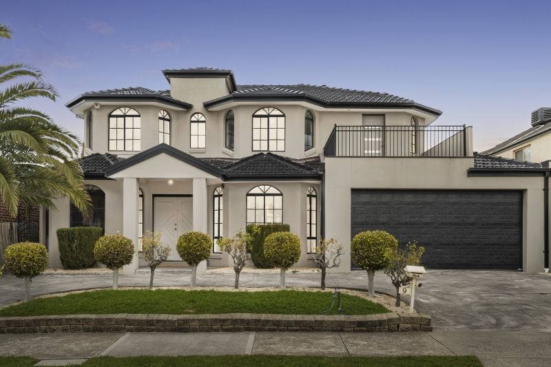 9 Benaroon Drive, Lalor