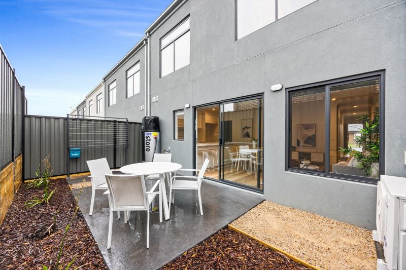 718 Grand Boulevard, Mickleham