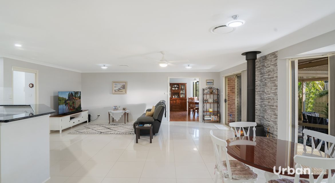 Aberglasslyn 227 Denton Park Drive
