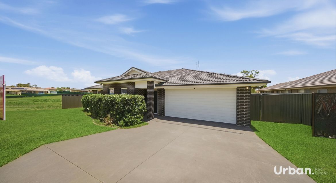 Aberglasslyn 25 Shortland Drive