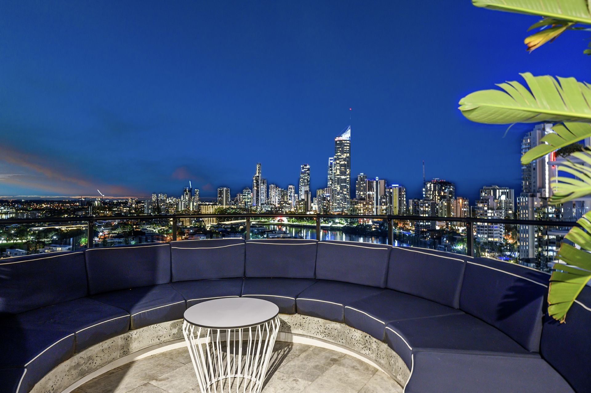 405/15-17 Cannes Avenue, Surfers Paradise - Thumbnail 7