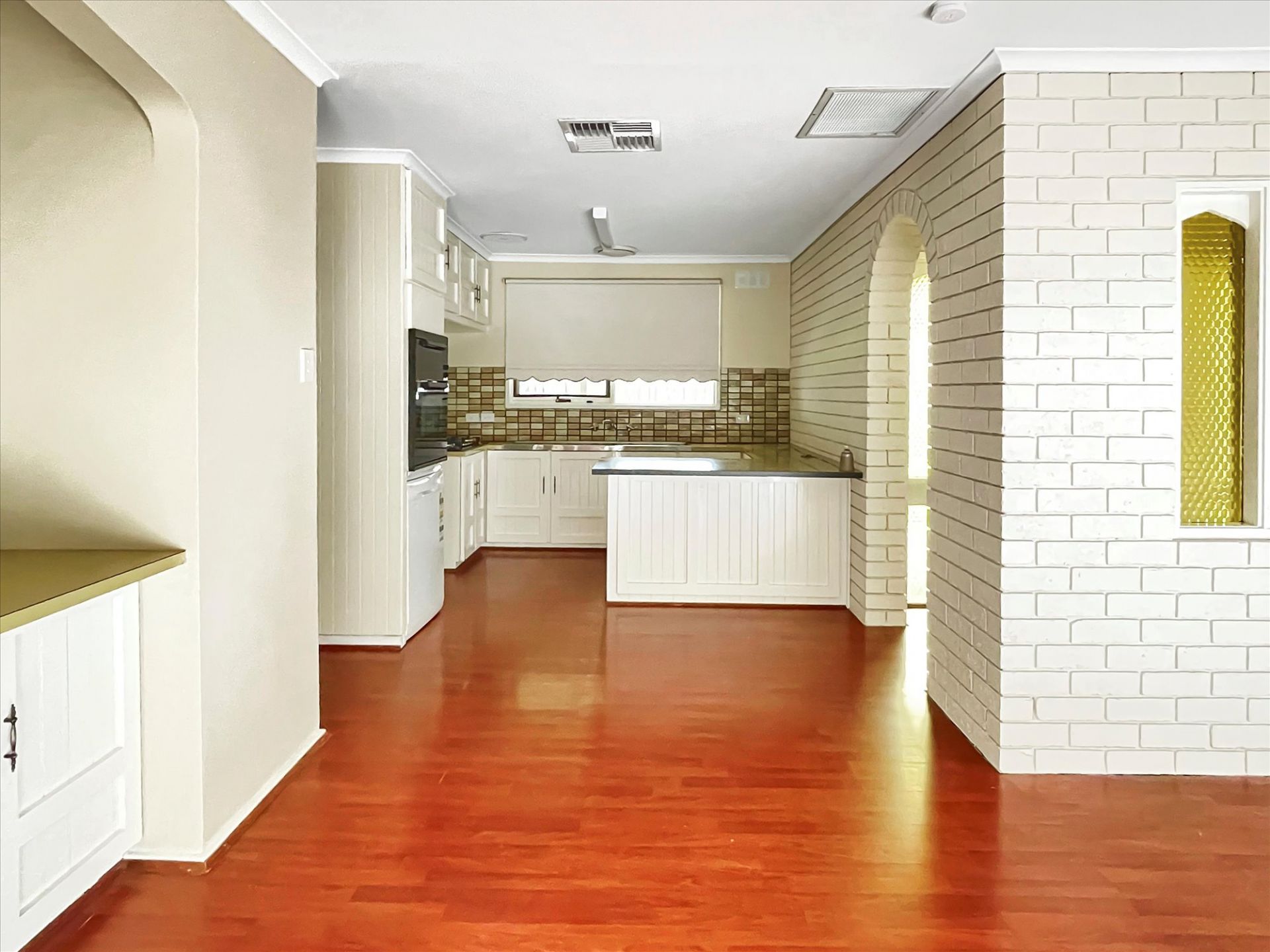 8 Closter  Court, Bacchus Marsh, Bacchus Marsh - Thumbnail 4