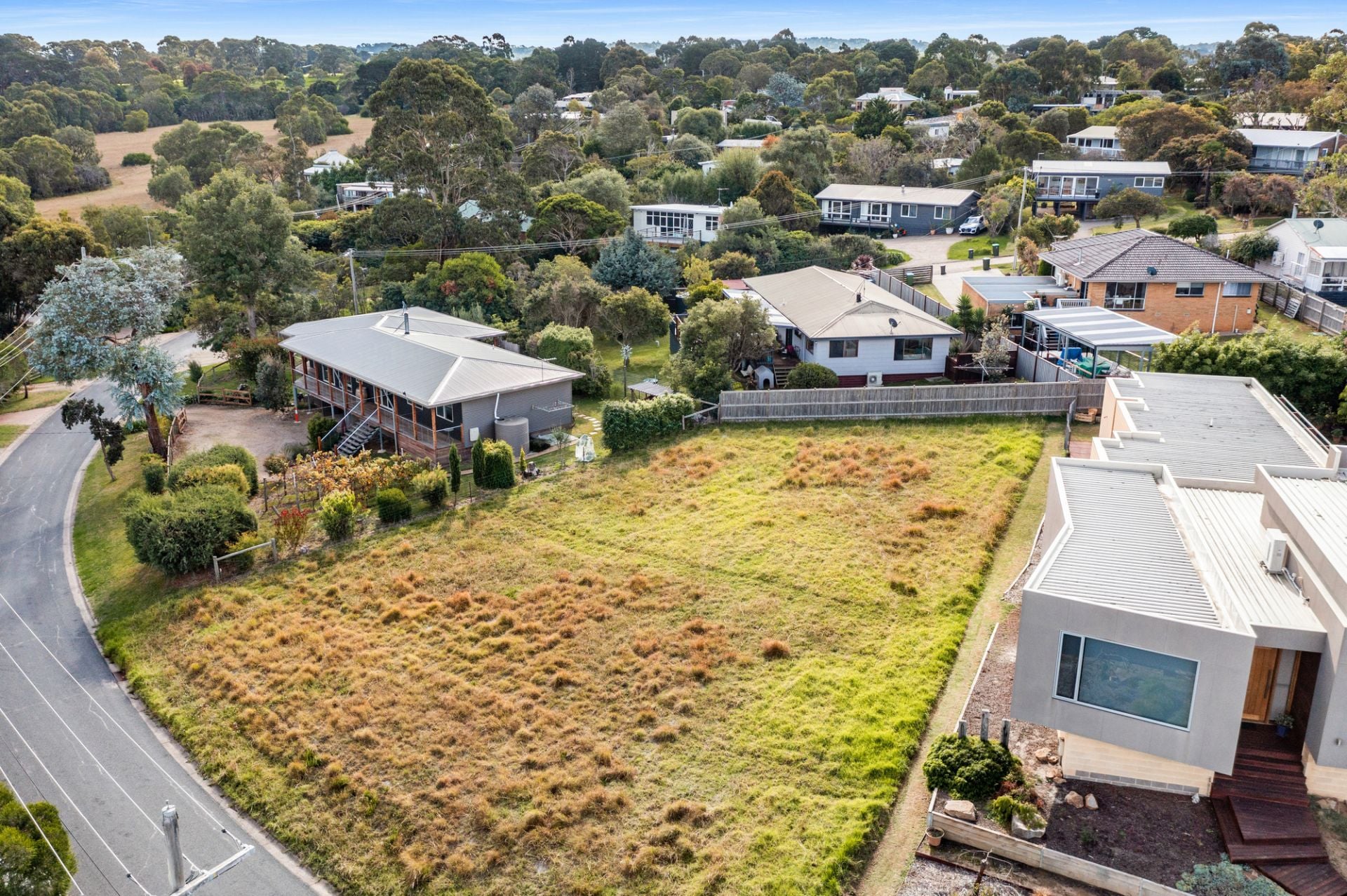 11 Myers Drive, Shoreham, Shoreham - Thumbnail 2