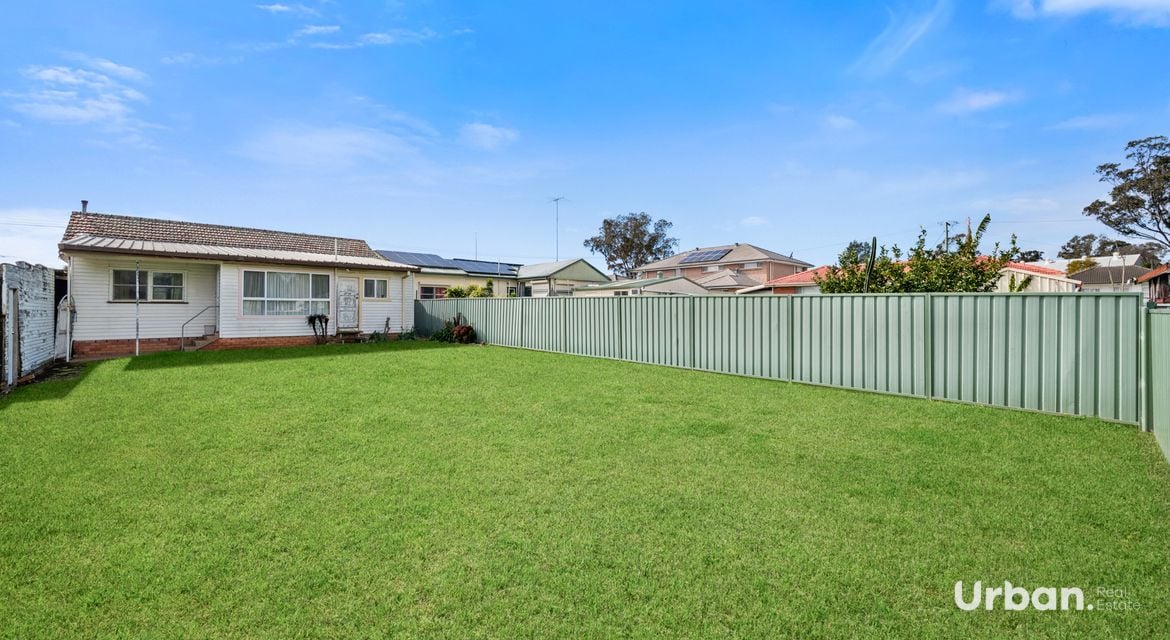 Ingleburn 49 Matthews Square