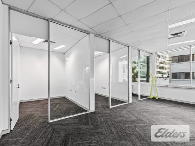 RARE INNER CITY WHOLE BUILDING OFFICE/SHOWROOM!