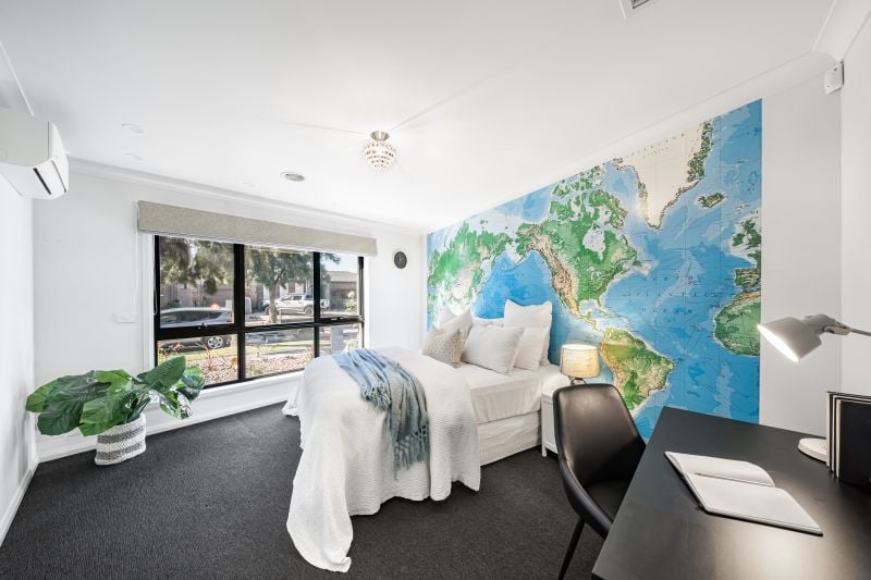 8 Kumara Circuit, South Morang