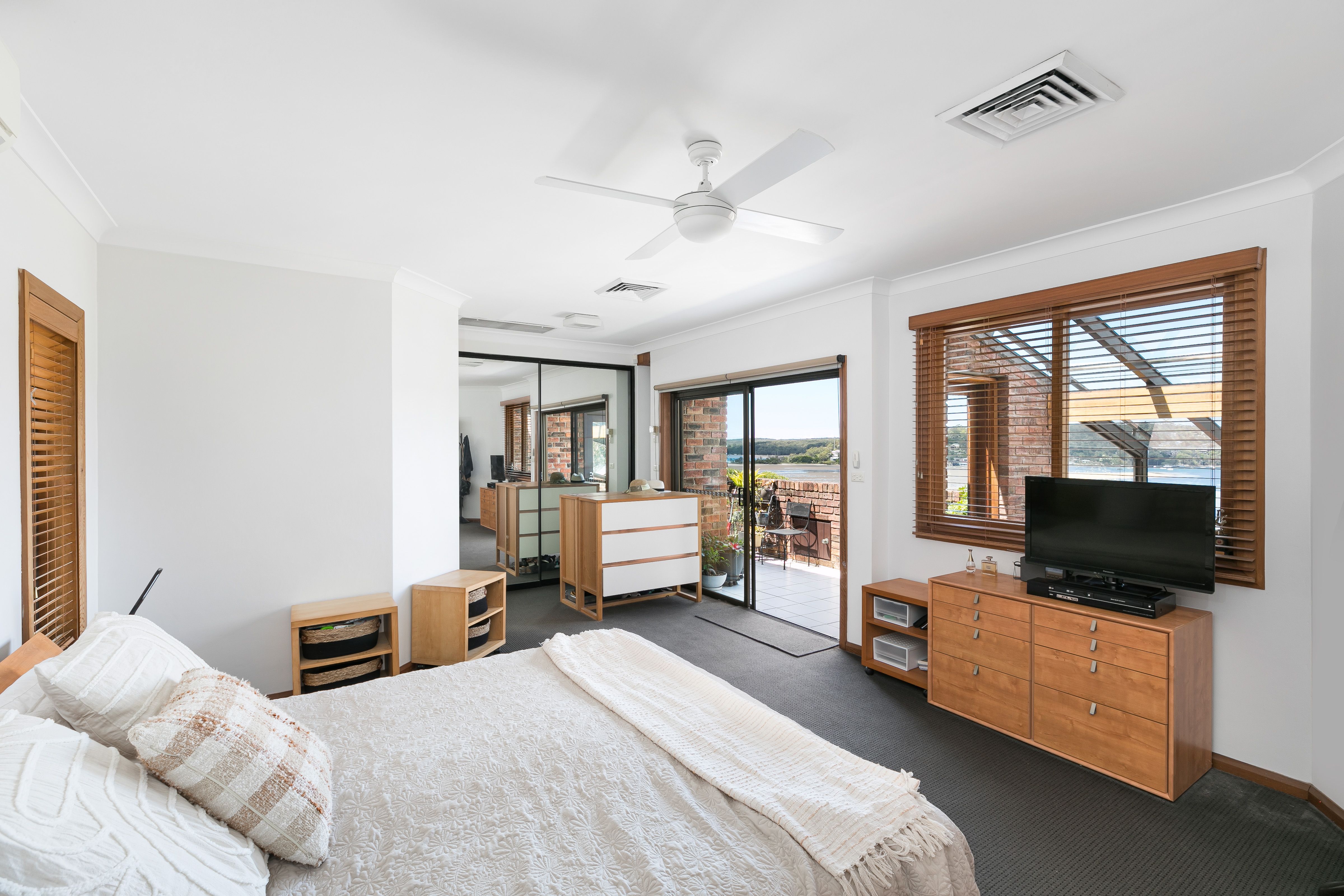 26 Sandbar Place PORT HACKING 2229