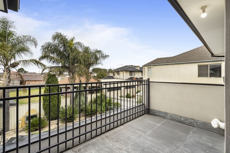 9 Benaroon Drive, Lalor