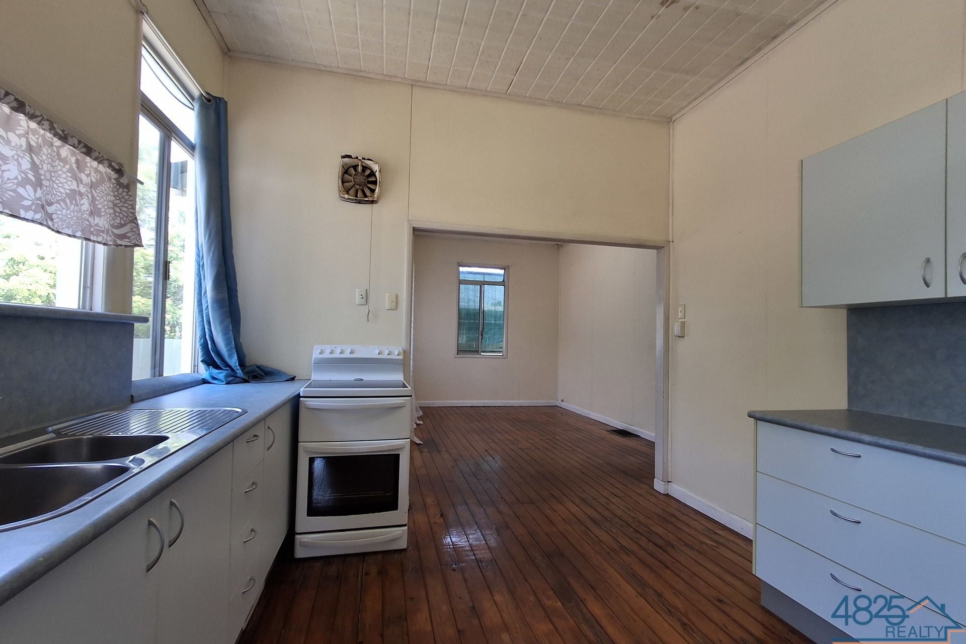 39 Jacobsen Crescent Mount Isa QLD, Mount Isa City - Thumbnail 2