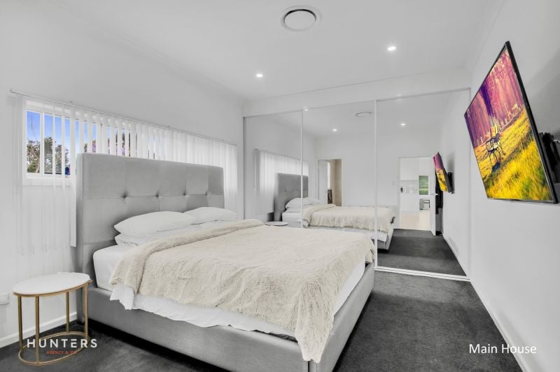 16 Desmond Street, Merrylands