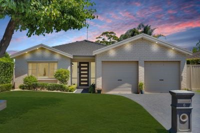 Currans Hill 6 Joan Place