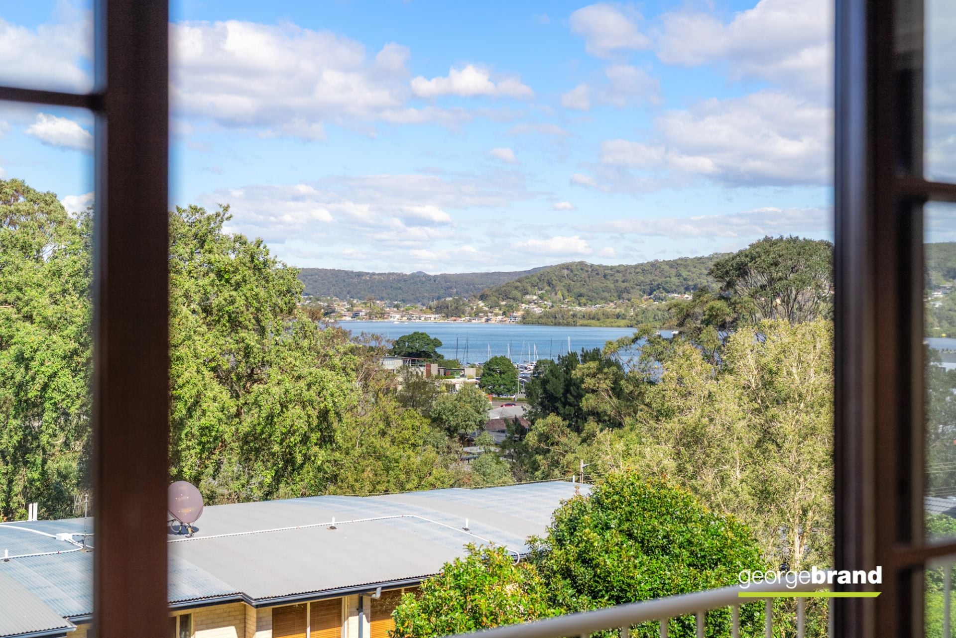2/1 Joseph Lloyd Close Gosford NSW, Gosford - Thumbnail 2