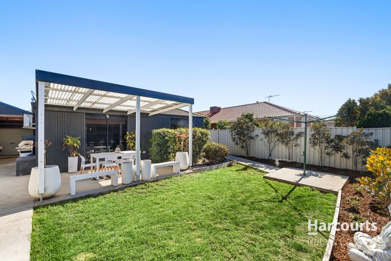5 Diggers Place, Caroline Springs