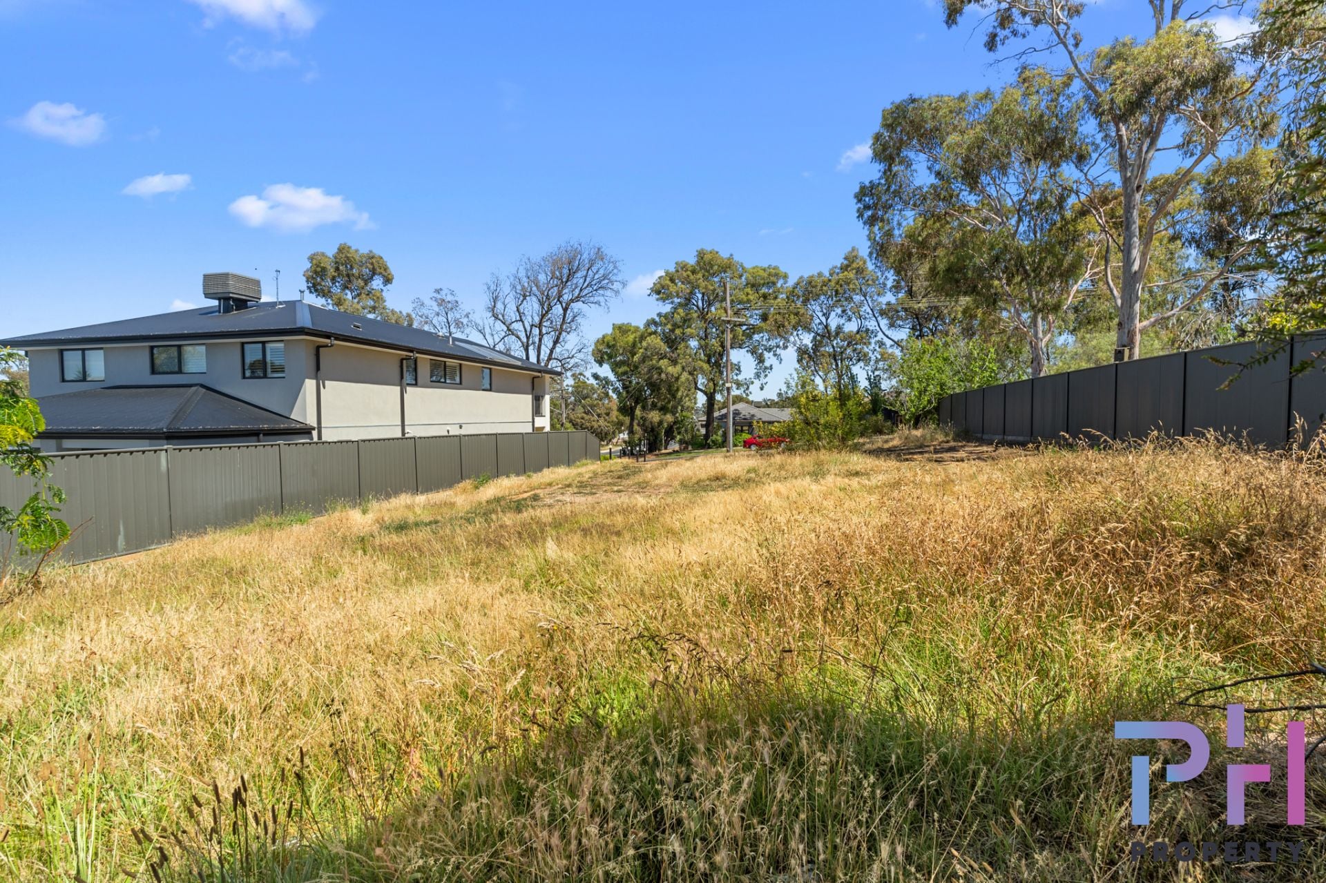 4 Harley Street Strathdale VIC, Strathdale - Thumbnail 2