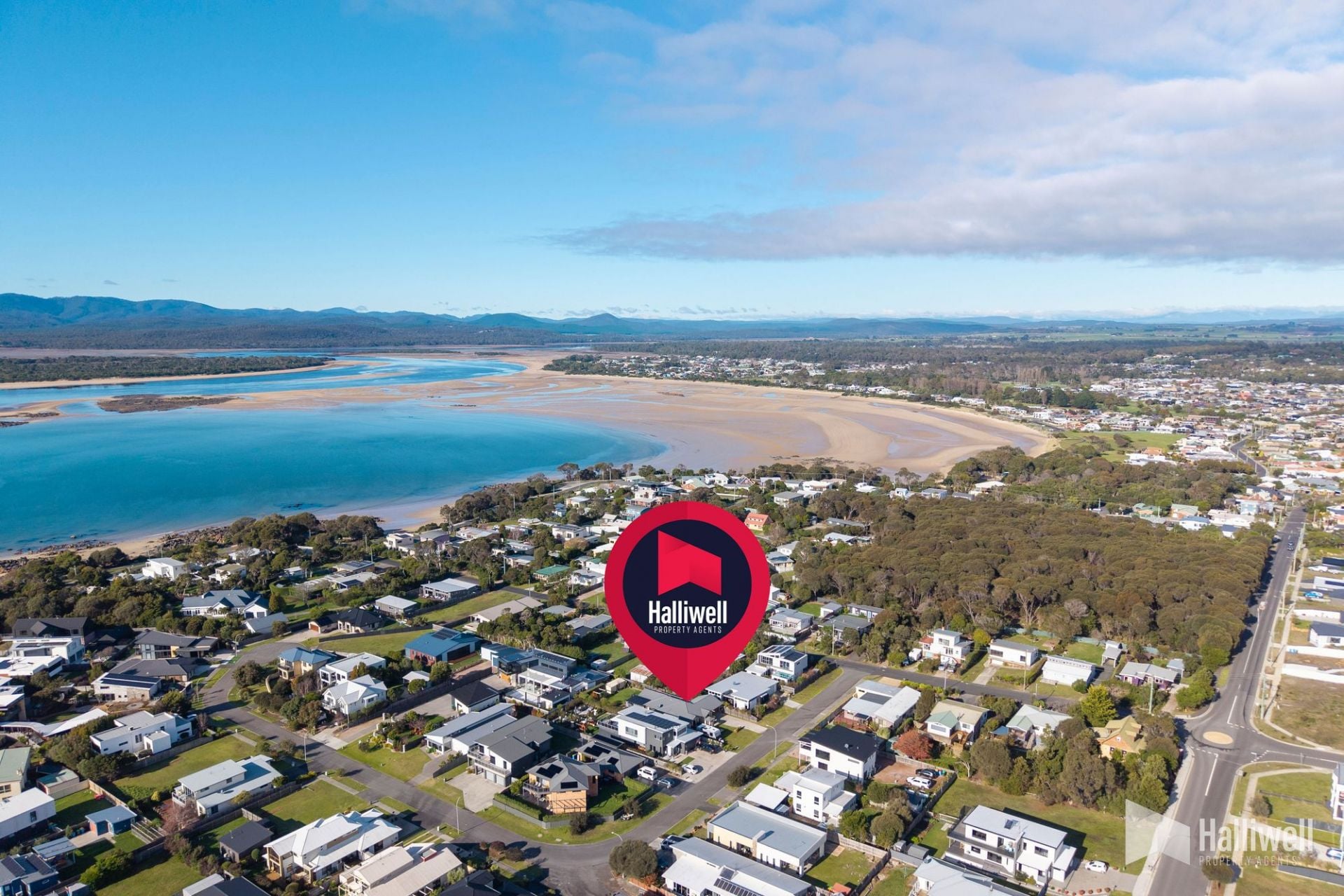 33 Paradise Place, Hawley Beach, Hawley Beach - Image 1