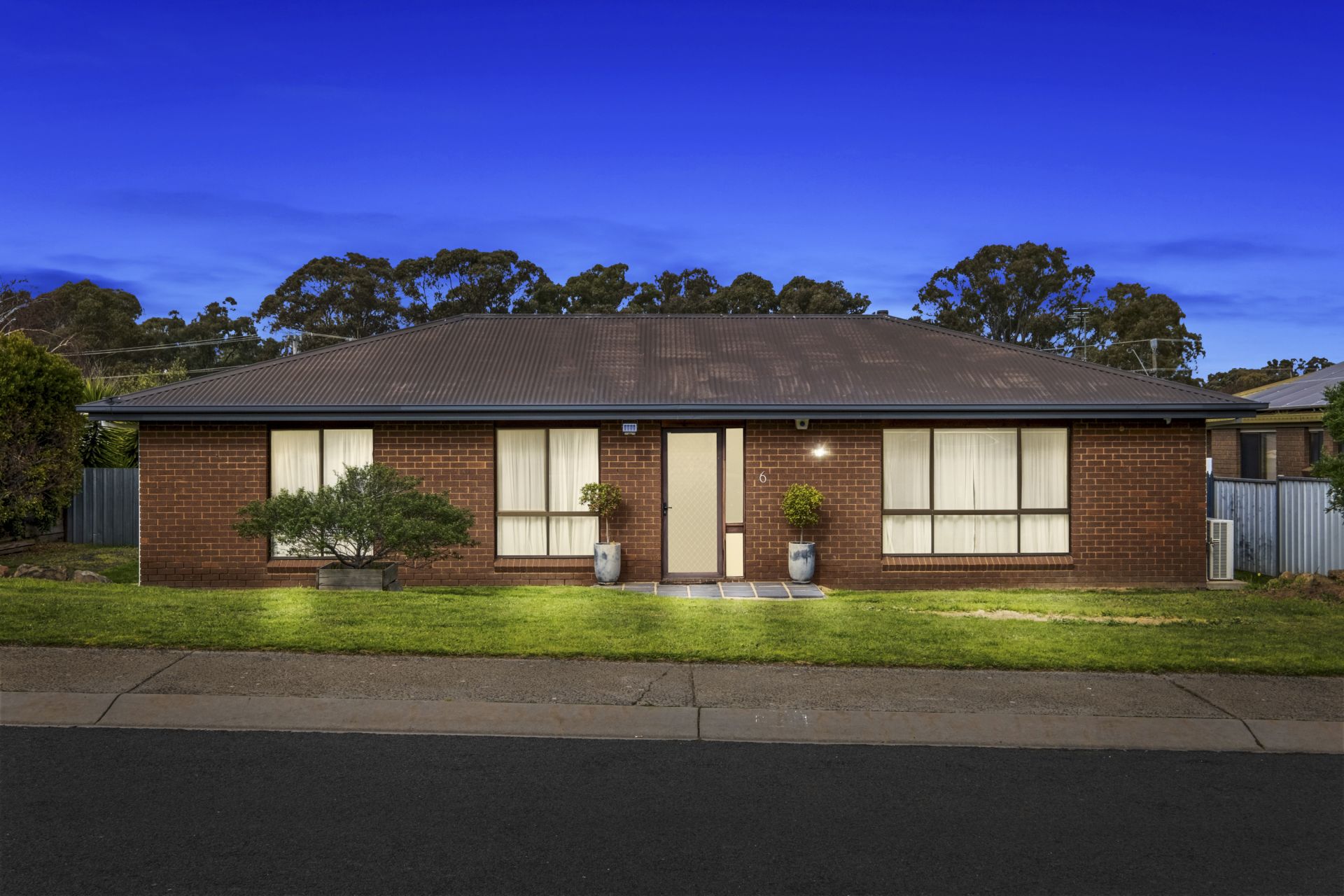 6 Magellan Crescent Kangaroo Flat VIC, Flat - Thumbnail 2