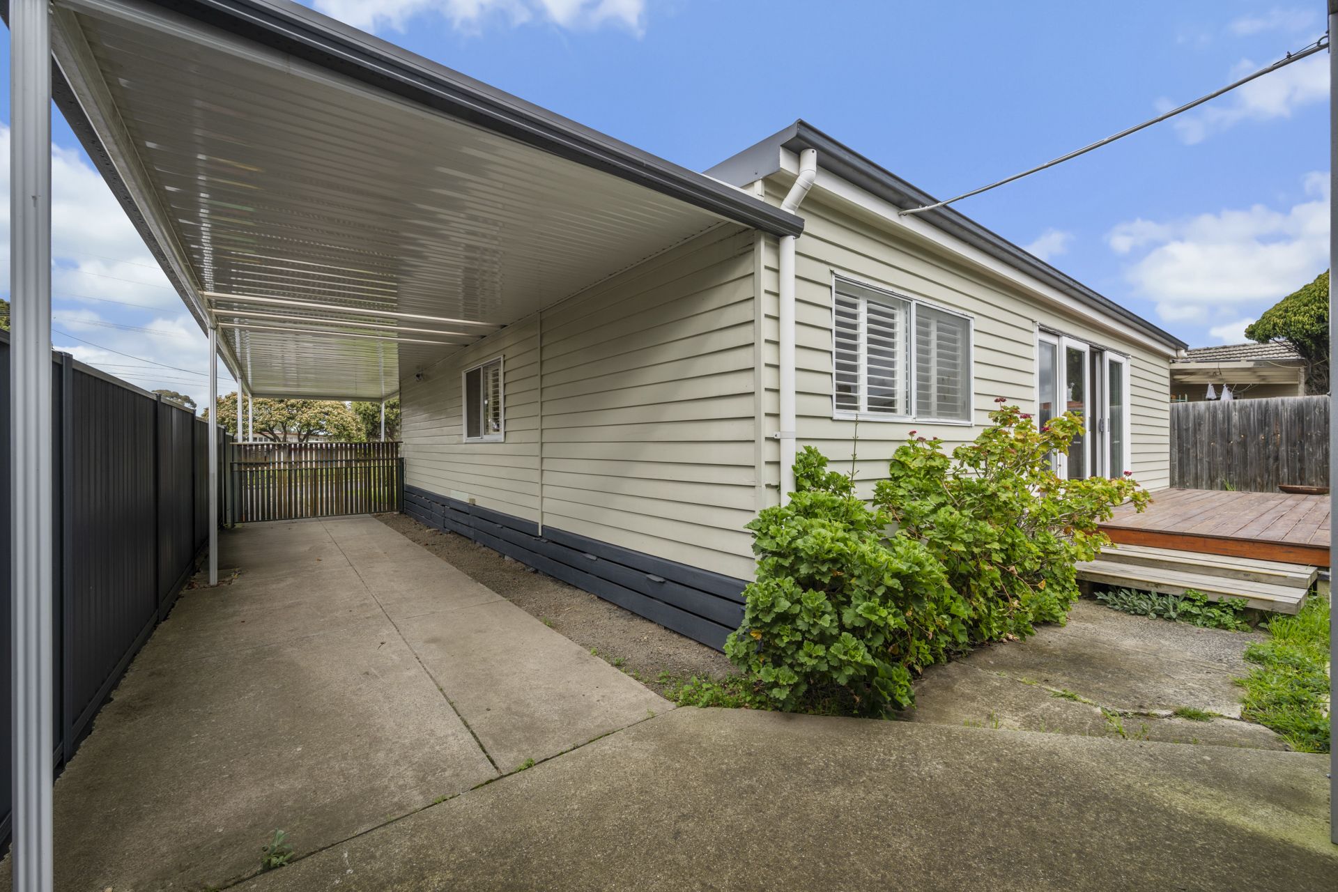 Spacious Family Home in Prime Greensborough Location
