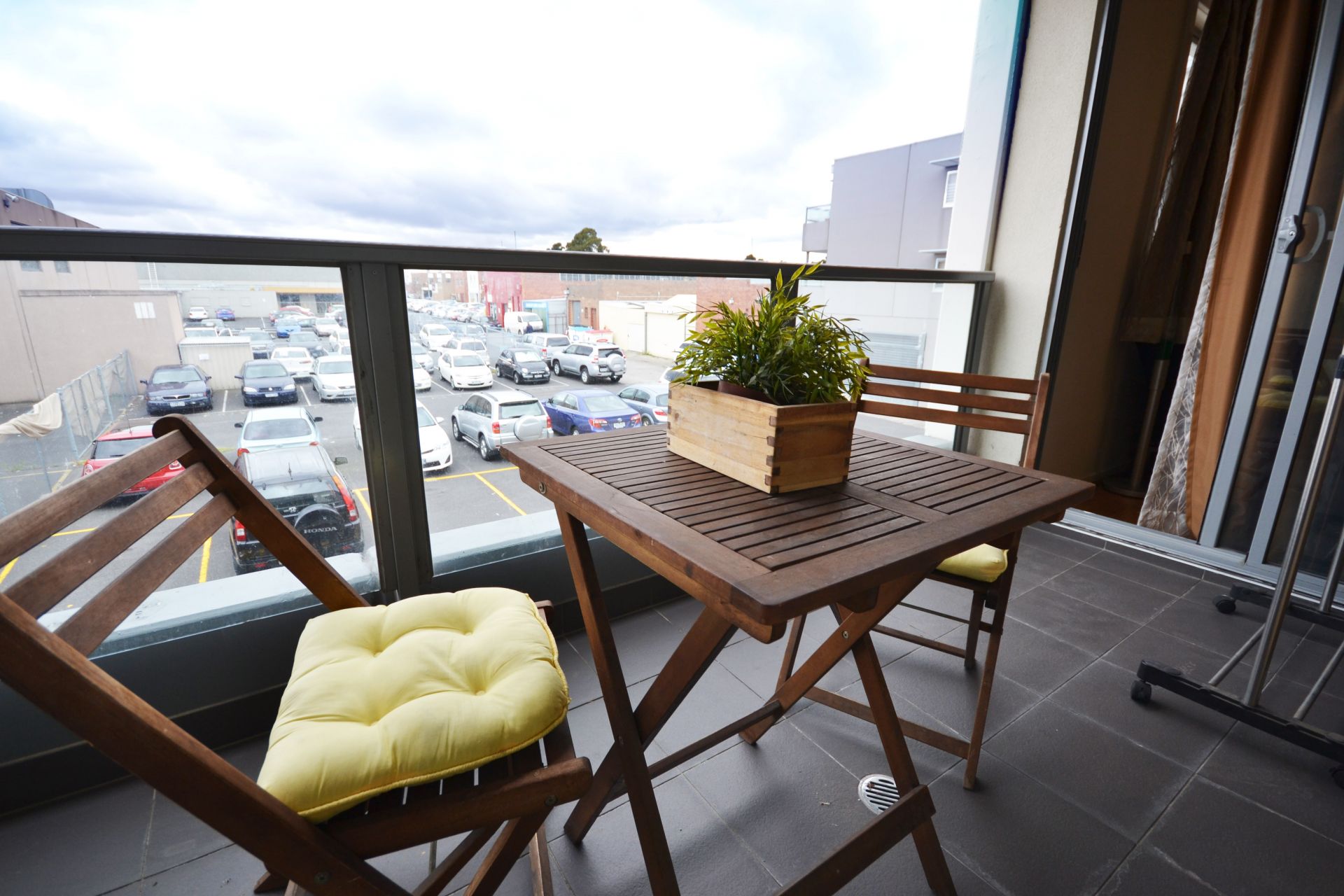 SOLD OFF-MARKET

Stylish One-Bedroom Apartment – Perfect For Investors Or First-Home Buyers!